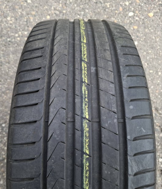 215/50 r17 Pirelli Cinturato P7. 1db.