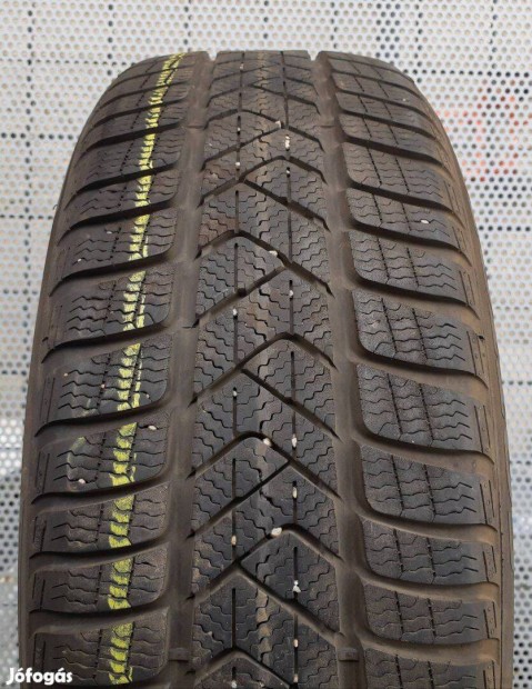 215/50 r18 Pirelli Sottozero 3 Winter. 4db