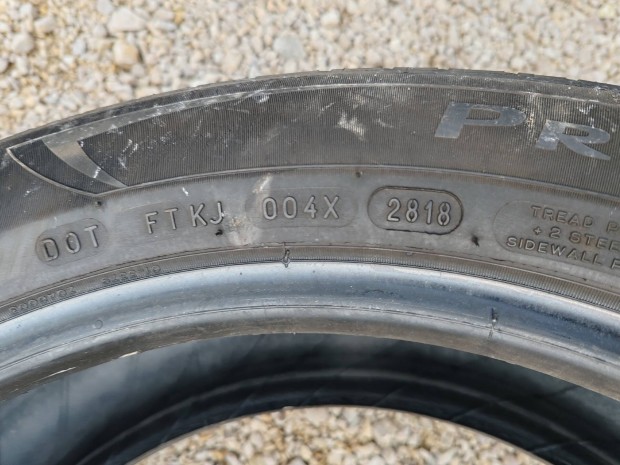 215/50 r18 nyri Garnitura