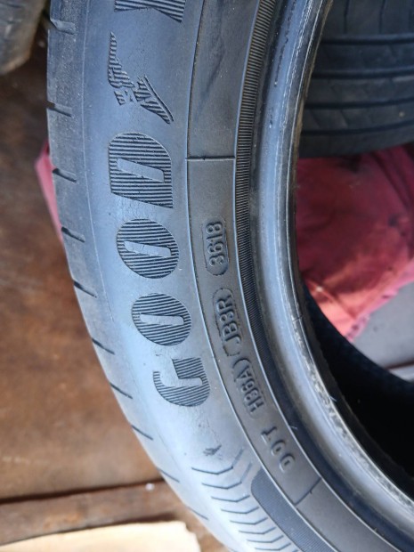 215/50r17 Goodyear Efficient grip, Michelin 215/50 r17 ny�ri