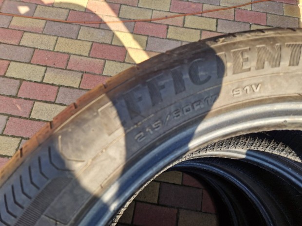 215/50r17 Goodyear nyari garnitra 