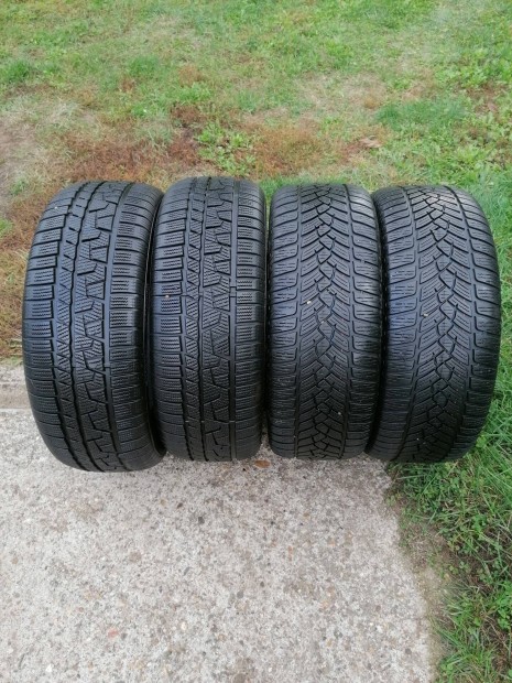 215/55R16-os Téligumi/2022/