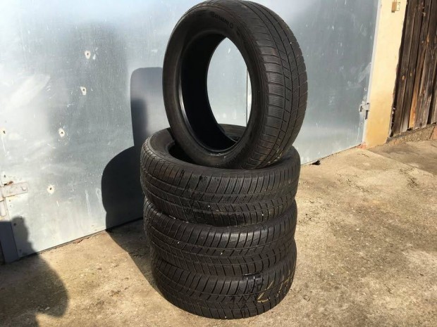 215/55R17 Barum Polaris5 Téli gumi