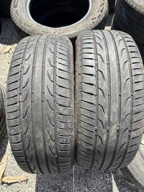 215/55R17 Semperit