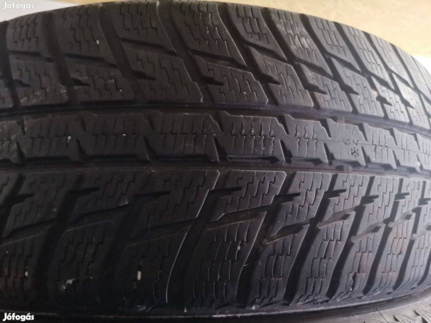 215/55R18 2db Nokian tligumi