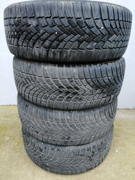 215 55 17 bridgestone 215/55 R 17 tli gumi garnitura