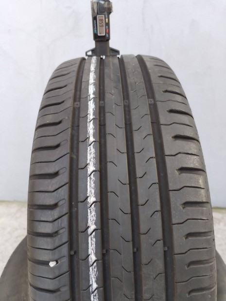 215 55 17 continental nyári gumi 2 db
