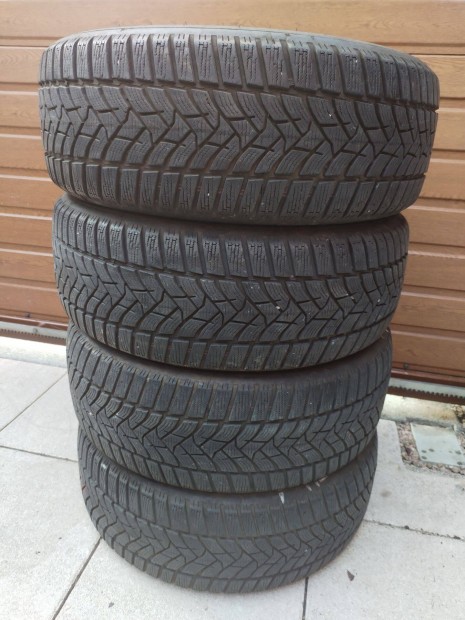 215 55 17 dunlop 215/55 R 17 tli gumi garnitura