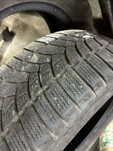 215/55 R16 Firestone Winterhawk 4 t�li gumi szett (DOT 3818)