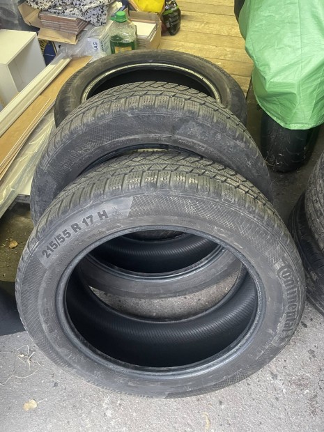 215/55 R17 2019-es tlgi gumi szett