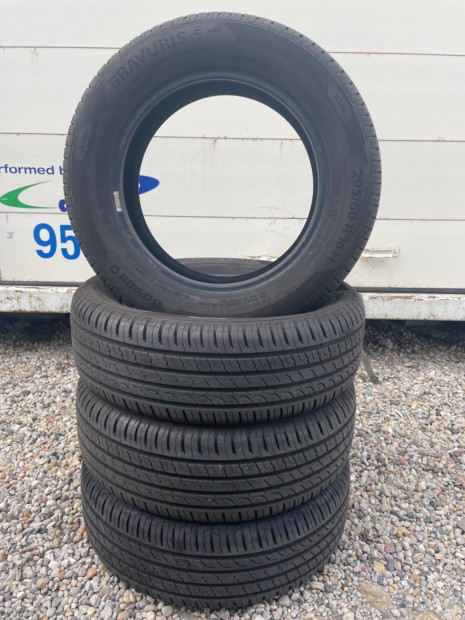 215/55 R17 Barum nyári gumi 99%-os állapotban 215 55 17