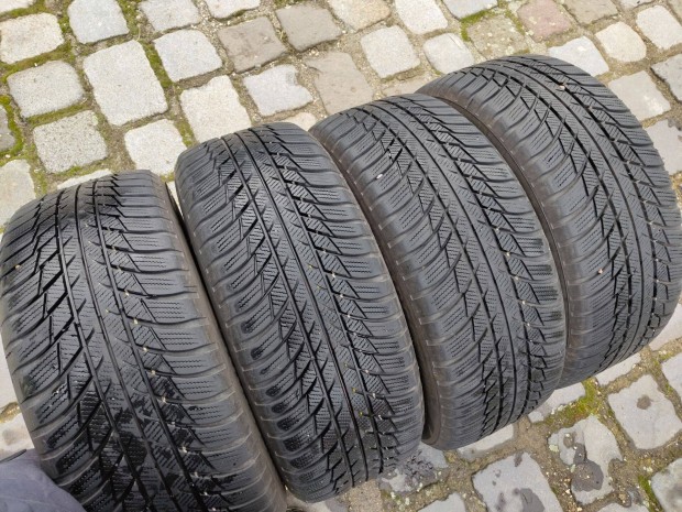 215/55 R17 Bridgestone Blizzak LM001 t�ligumi