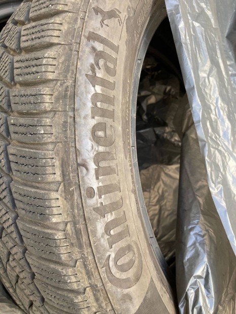 215/55 R17 Continental Téli gumi