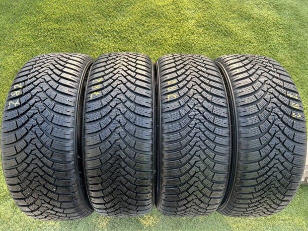 215/55 R17 Falken Eurowinter HS01 tli gumi 8mm