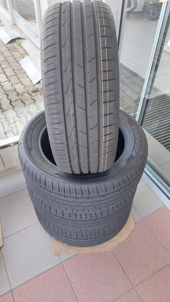 215/55 R17 Hankook