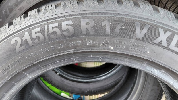215/55 R17 T�li gumi elad�