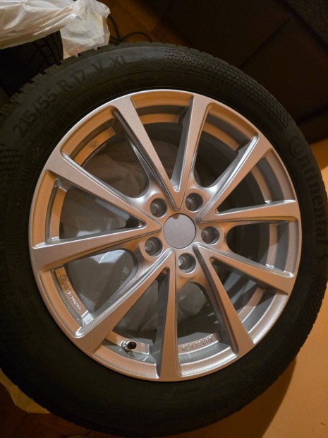215/55 R17 Tli kerk garnitra VW Passat-ra j!