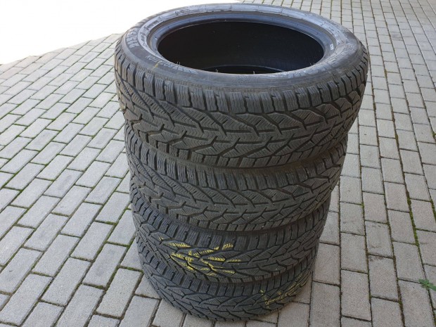 215/55 R17" Kormoran tli gumi garnitra