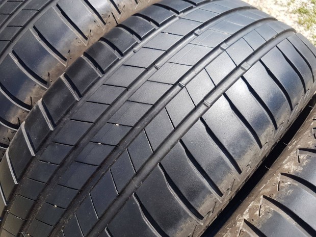 215/55 R17 nyári gumi 4db Bridgestone DOT2020