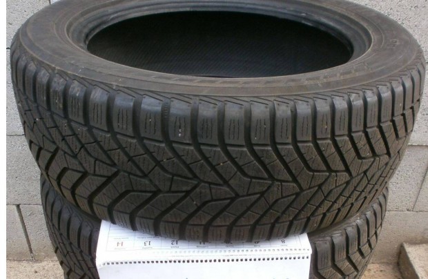 215/55 R17 tligumi 4 db
