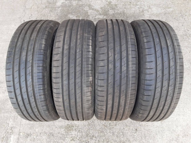 215/55 R18 -új Good Year nyárigumik