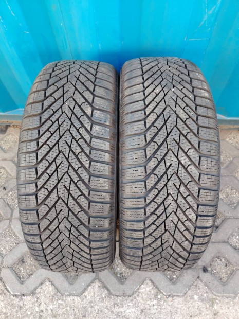 215/55 R 17 Pirelli téli gumi