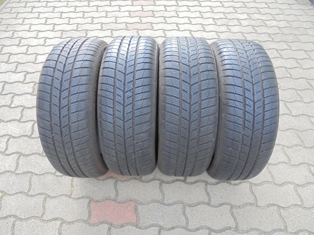 215/55 R 17-es 2024-es Barum szinte új téli gumi eladó