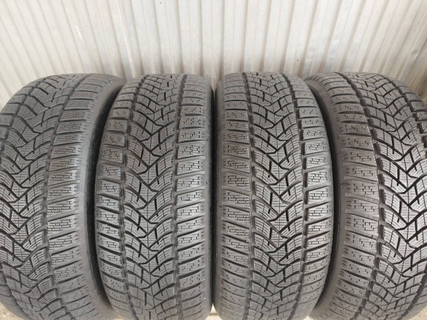 215 55 r17 Dunlop Wintersport 5 téligumi garnitúra