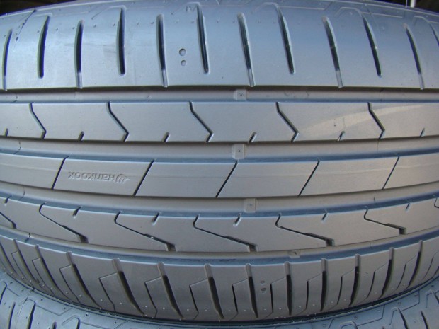 215/55 r17 Hankook 2022-es nyri gumi 215/55r17