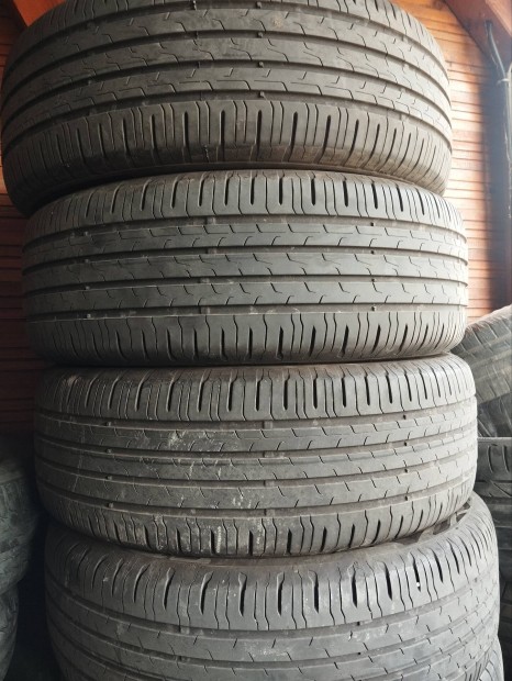 215/55 r17 Nyari gumi Continental N�metorsz�gb�l 6 mm-es.