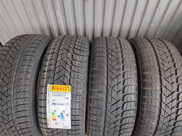 215 55 r17 Pirelli Sottozero 3 tligumi garnitra Dot 23 