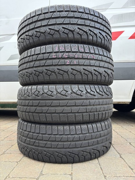 215/55 r17  215/55r17  Pirelli tli gumi