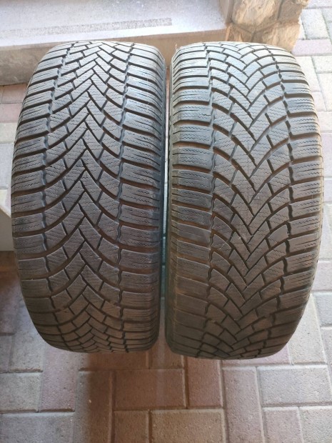 215/55 r17 téligumik