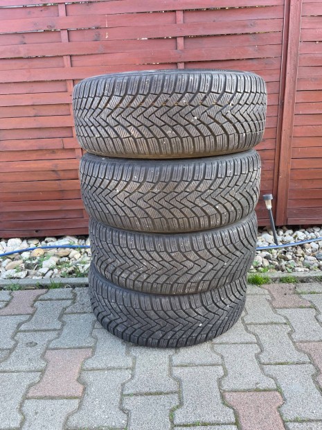 215/55r16 Continental