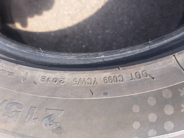 215/55r17 4db egyben 16ezer