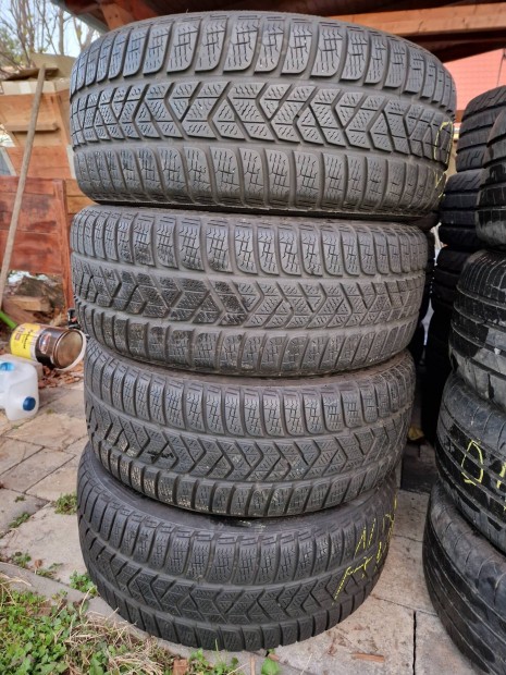 215/55r17 Pirelli teli garnitra 2021  es