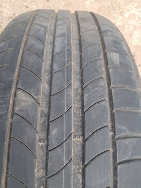 215/55r17 michelin energy saver nyári gumi 1db 8000ft