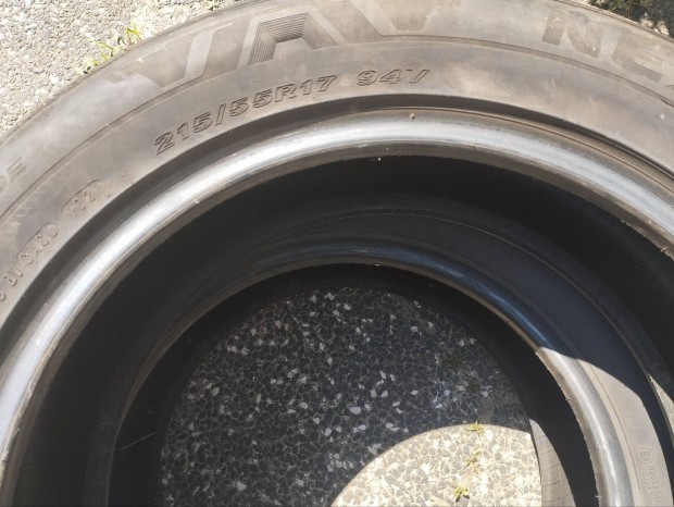 215/55r17 nexen nyári gumik (2 db)
