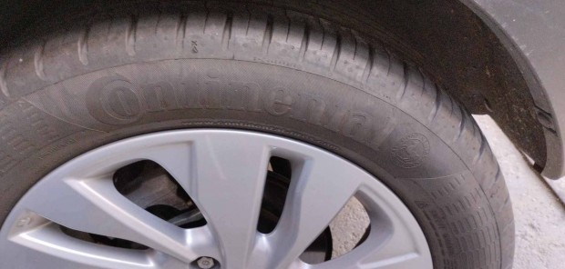 215/55r17 nyri