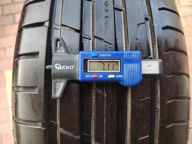 215/55r17 nyri gumi 2db Nokian 2022
