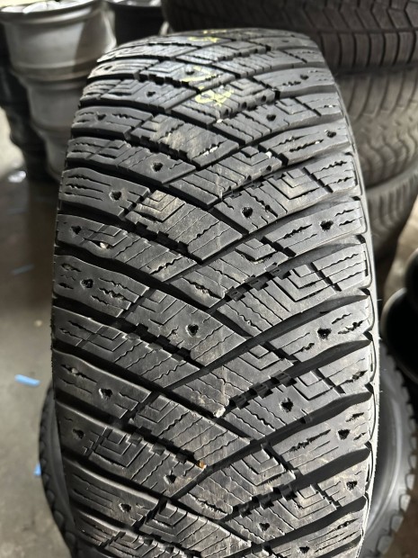 215/55r18 Goodyear tli gumi 215/55 R18