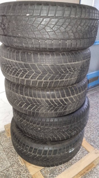 215/55r18 tligumi