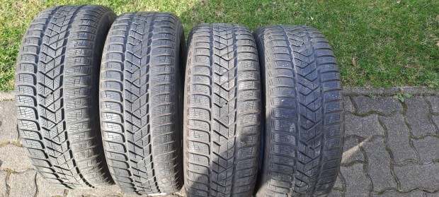 215/60R16 99H Pirelli Tli Gumi