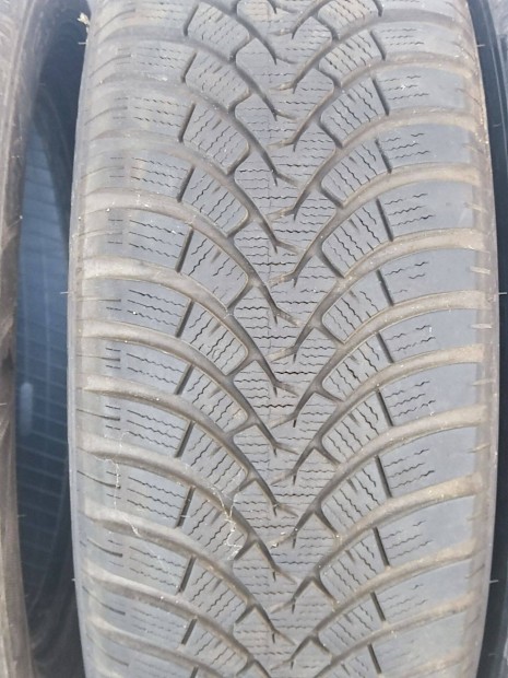 215/60R16 Falken tligumi elad