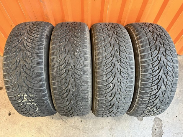 215/60R16 Nokian téli gumi 215/60 R16 215 60 16 16"