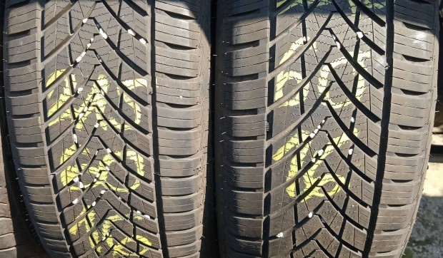 215/60R16 Tracmax 4évszak 2024 80% 2db egyben eladó!