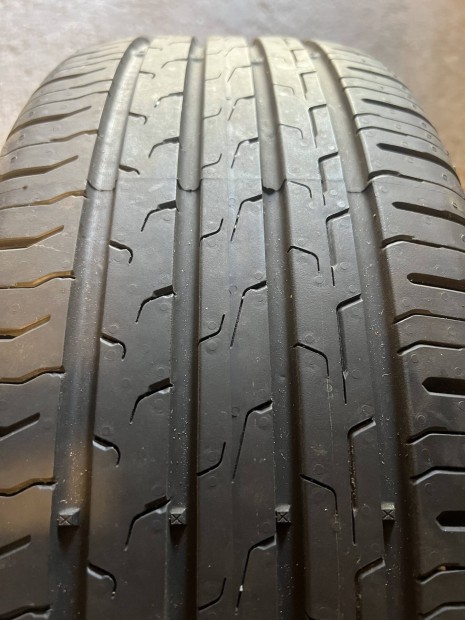 215/60R16"-s nyri gumi