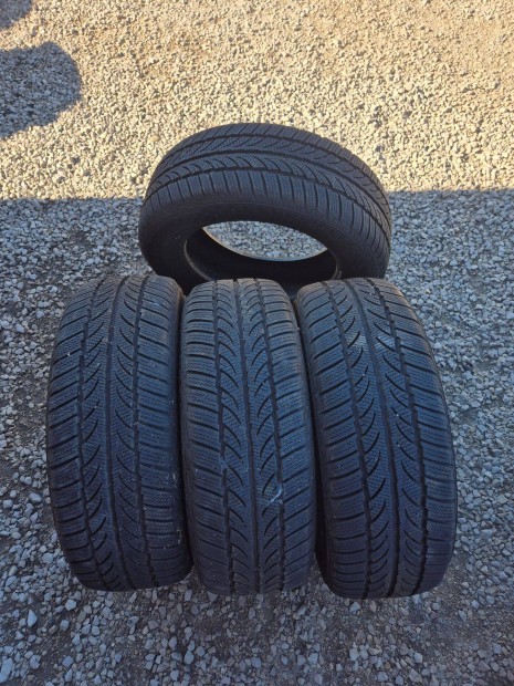 215/60R16 tli gumi garnitra