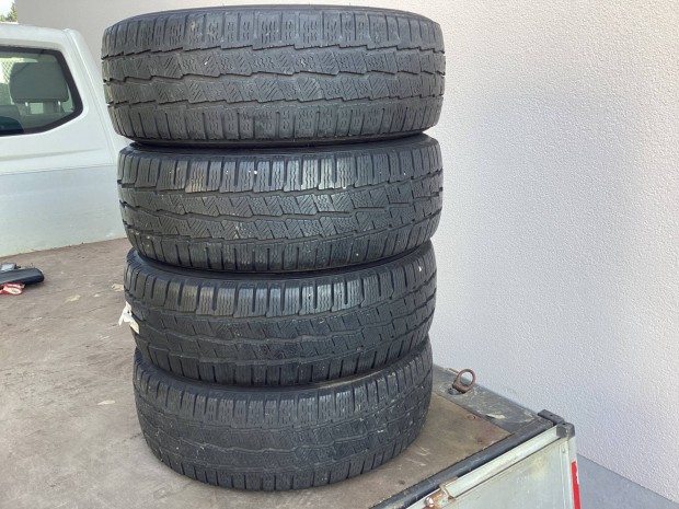 215/60R17C teheraut� t�li gumi, Michelin, 2019-es