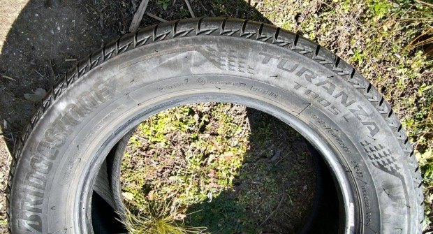 215/60R17 Bridgestone Turanza nyri gumi